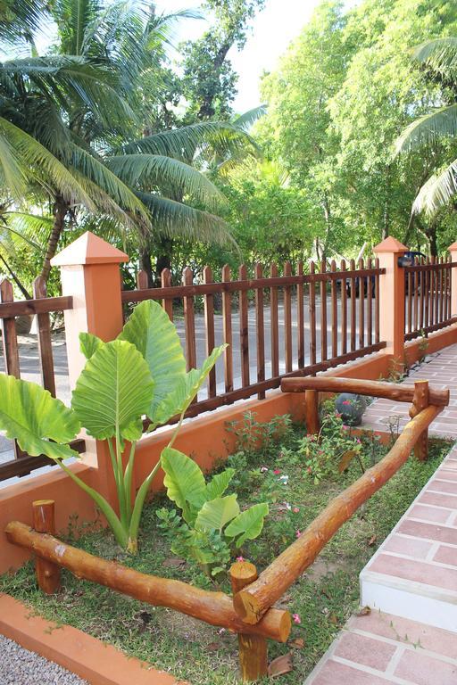 Green Blue Beach House Baie Lazare (Mahe) Exterior foto